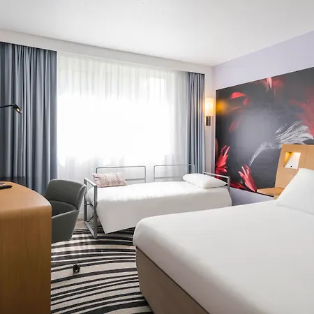 Novotel 4* Saclay