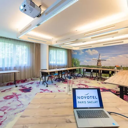 Novotel 4*