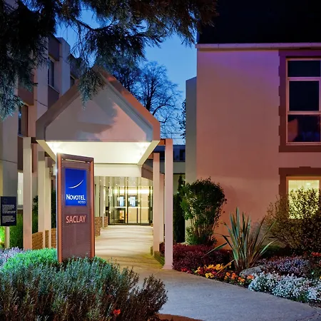 Novotel Hotel 4*