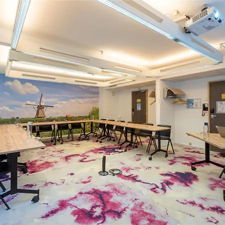Novotel 4* סקלה