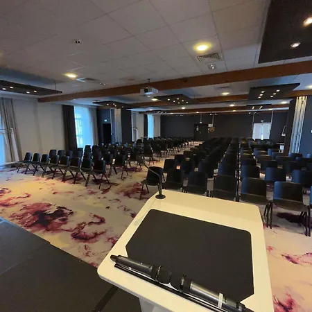 Отель Novotel 4*