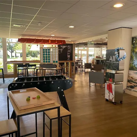 Novotel 4* סקלה