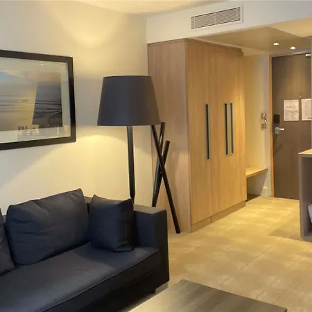 מלון Novotel 4*