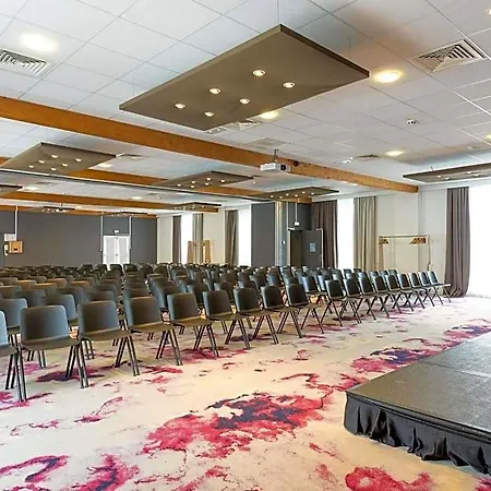Novotel Hotel 4*