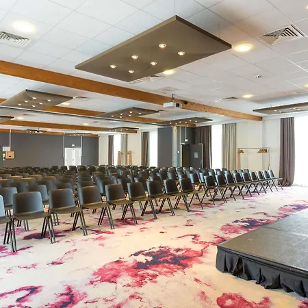 Novotel 4*